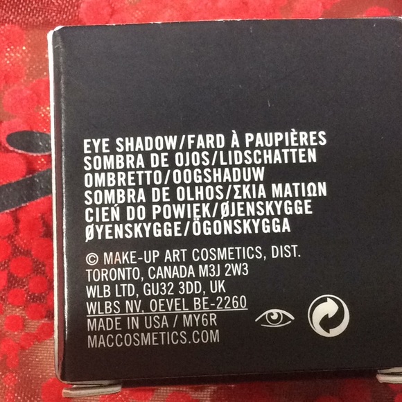 Mac eye shadow - Picture 4 of 6